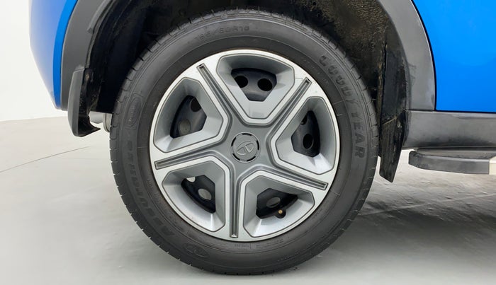 2018 Tata NEXON XM 1.2, Petrol, Manual, 25,903 km, Right Rear Wheel