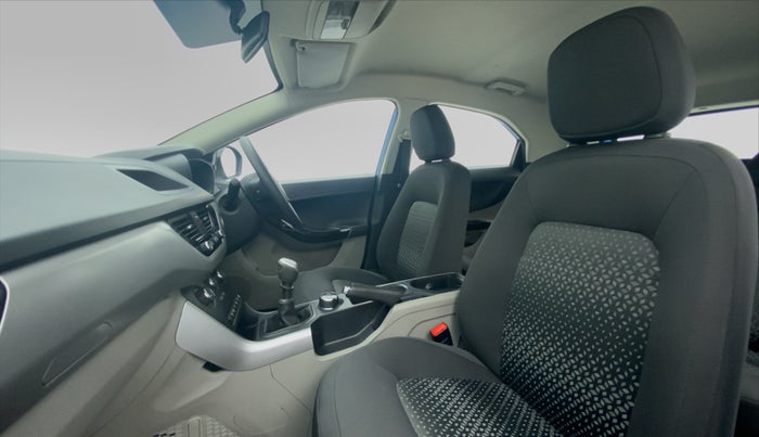 2018 Tata NEXON XM 1.2, Petrol, Manual, 25,903 km, Right Side Front Door Cabin