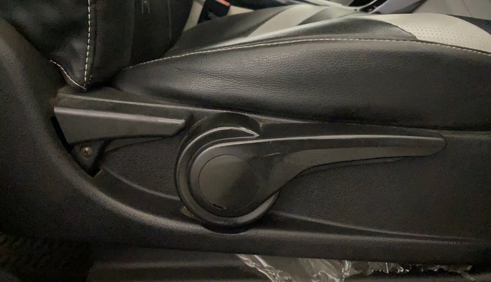 2021 Tata NEXON XZ PLUS DIESEL, Diesel, Manual, 60,679 km, Driver Side Adjustment Panel