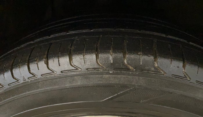 2021 Tata NEXON XZ PLUS DIESEL, Diesel, Manual, 60,679 km, Right Front Tyre Tread