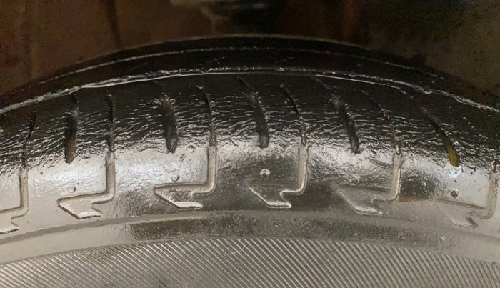 2018 Maruti IGNIS DELTA 1.2, Petrol, Manual, 35,480 km, Right Front Tyre Tread