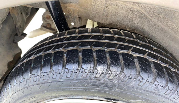 2016 Maruti Wagon R 1.0 VXI, Petrol, Manual, 10,987 km, Right Rear Tyre Tread
