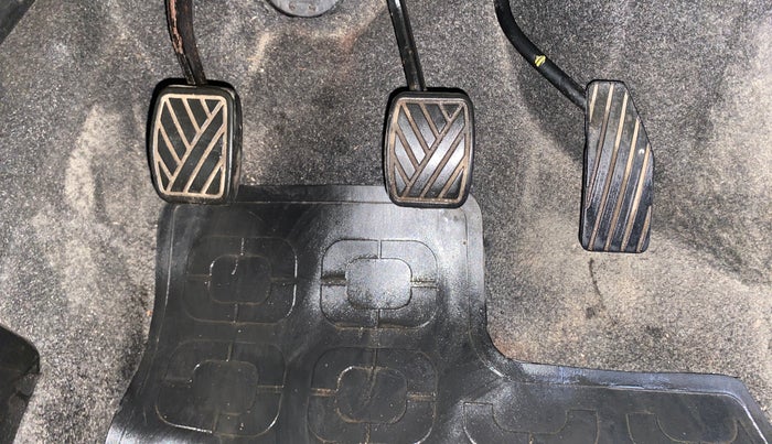 2016 Maruti Wagon R 1.0 VXI, Petrol, Manual, 10,987 km, Pedals