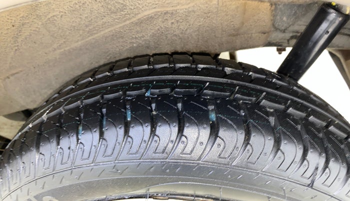2016 Maruti Wagon R 1.0 VXI, Petrol, Manual, 10,987 km, Left Rear Tyre Tread