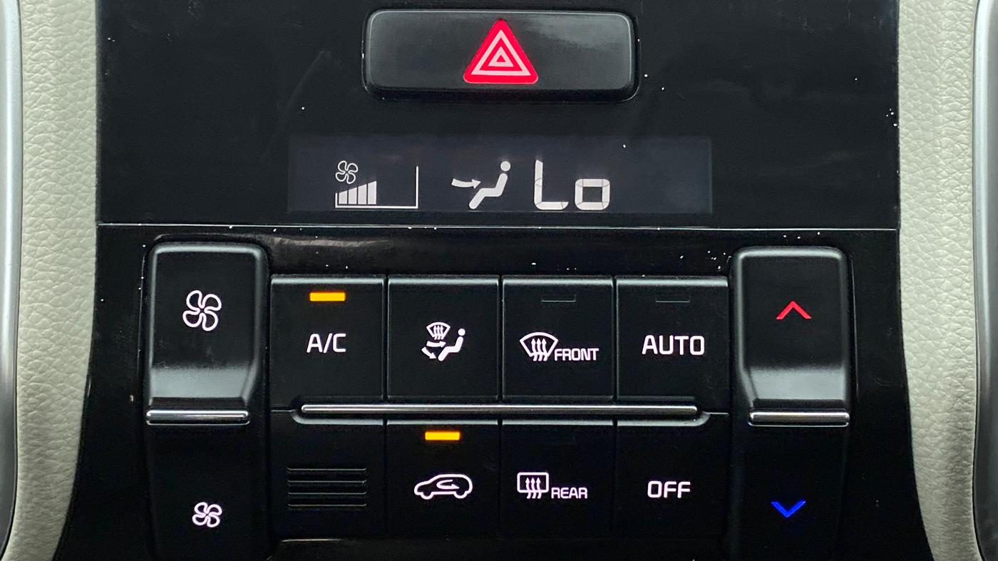 2020 KIA SONET HTX 1.0 IMT, Petrol, Manual, 18,239 km, Automatic Climate Control