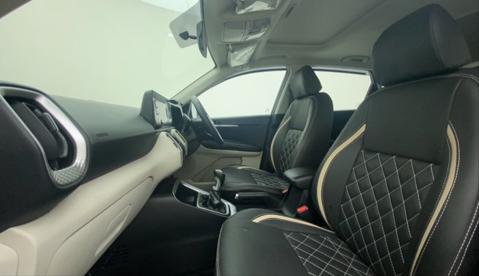 2020 KIA SONET HTX 1.0 IMT, Petrol, Manual, 18,239 km, Right Side Front Door Cabin