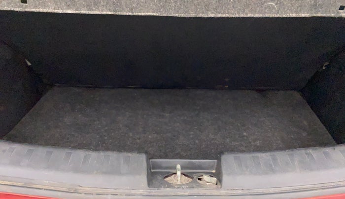 2012 Maruti Swift VXI, Petrol, Manual, 35,682 km, Boot Inside