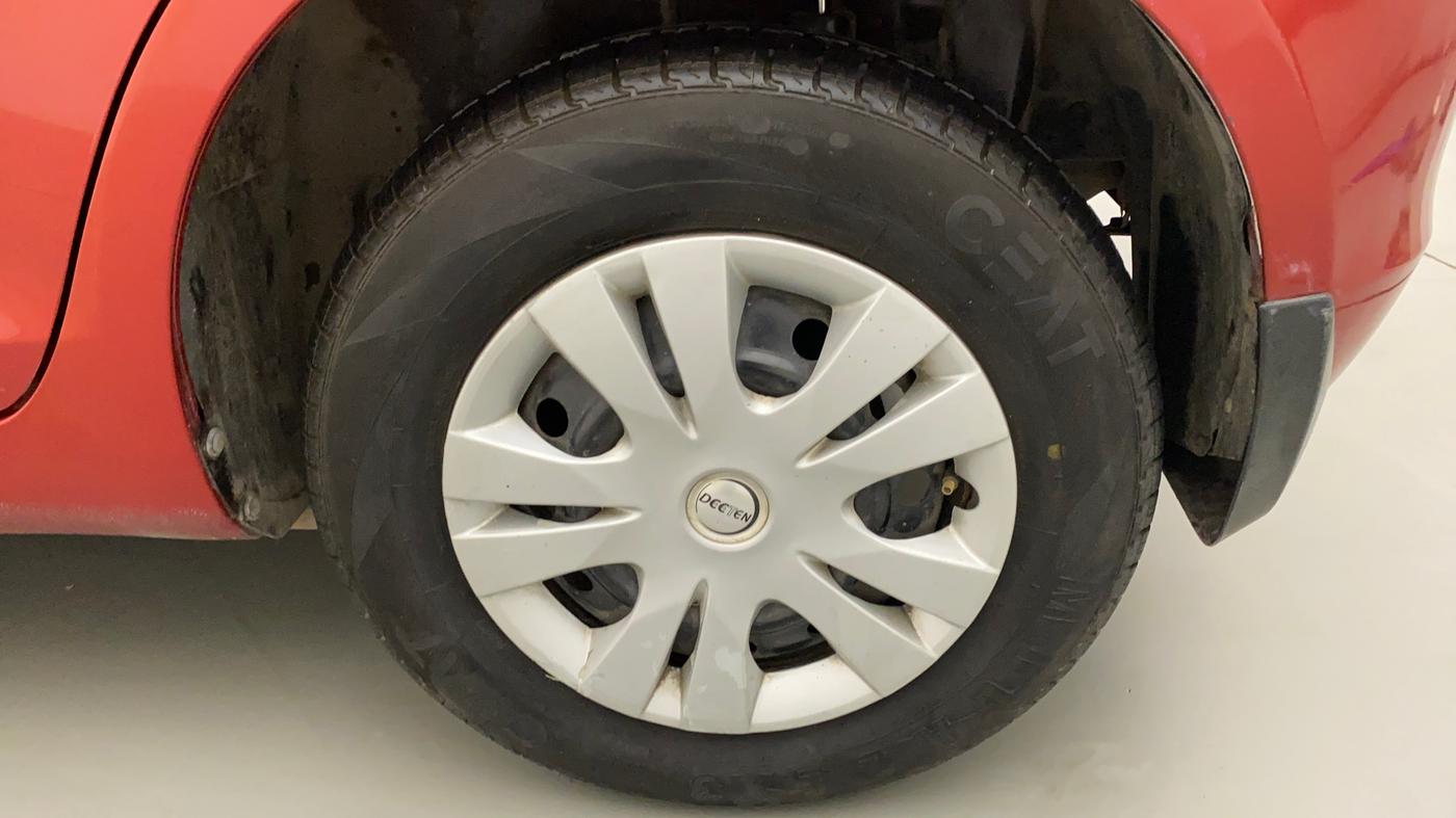 2012 Maruti Swift VXI, Petrol, Manual, 35,682 km, Left Rear Wheel