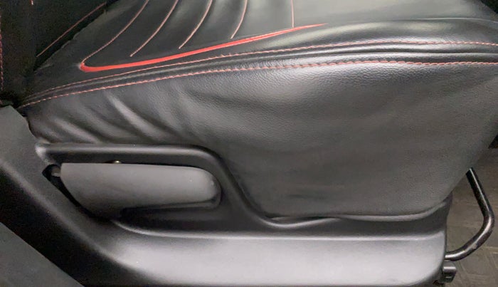 2012 Maruti Swift VXI, Petrol, Manual, 35,682 km, Driver Side Adjustment Panel