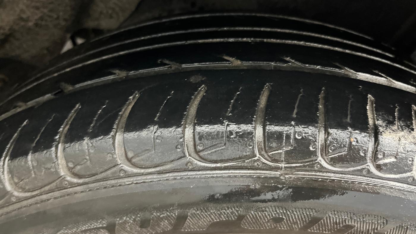 2015 Ford Ecosport TITANIUM 1.5L PETROL, Petrol, Manual, 77,521 km, Left Rear Tyre Tread