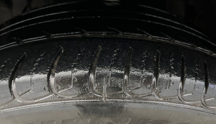 2015 Ford Ecosport TITANIUM 1.5L PETROL, Petrol, Manual, 77,577 km, Left Front Tyre Tread