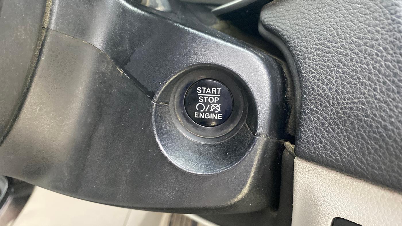 2017 Jeep Compass LIMITED 1.4 PETROL AT, Petrol, Automatic, 1,23,957 km, Keyless Start/ Stop Button