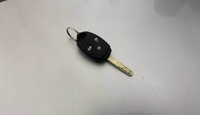 2015 Honda Amaze 1.5L I-DTEC S, Diesel, Manual, 79,018 km, Key Close Up