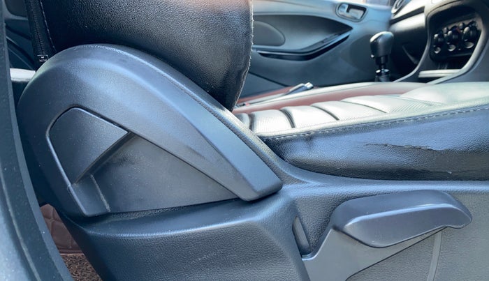 2020 Ford Figo Aspire TITANIUM1.5 DIESEL, Diesel, Manual, 65,751 km, Driver Side Adjustment Panel
