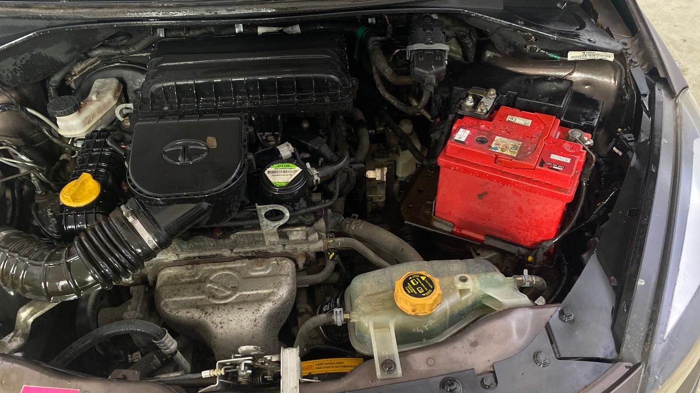 2019 Tata Tiago XZA PLUS PETROL, Petrol, Automatic, 29,717 km, Engine View - Left
