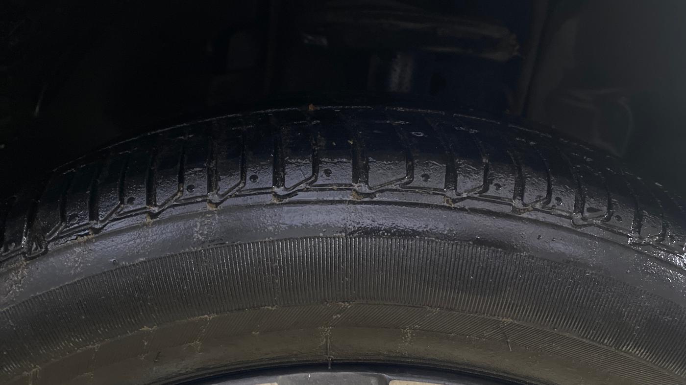 2019 Tata Tiago XZA PLUS PETROL, Petrol, Automatic, 29,717 km, Right Front Tyre Tread