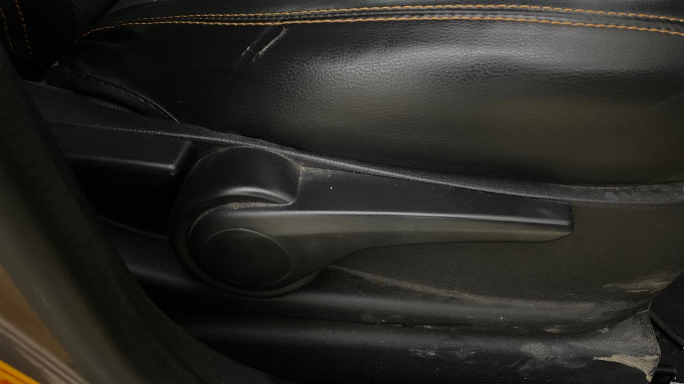 2019 Tata Tiago XZA PLUS PETROL, Petrol, Automatic, 29,717 km, Driver Side Adjustment Panel