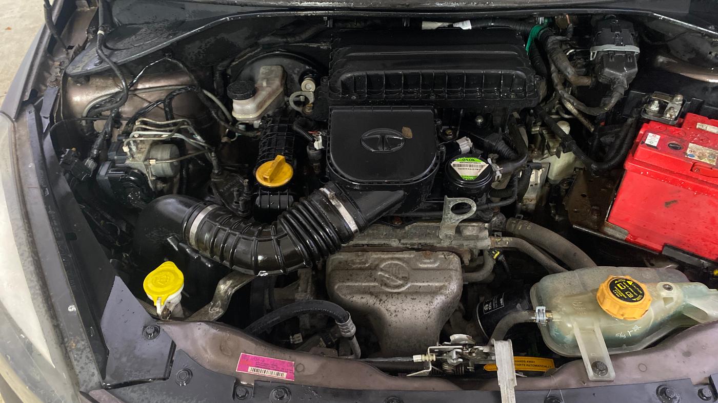 2019 Tata Tiago XZA PLUS PETROL, Petrol, Automatic, 29,717 km, Engine View - Right