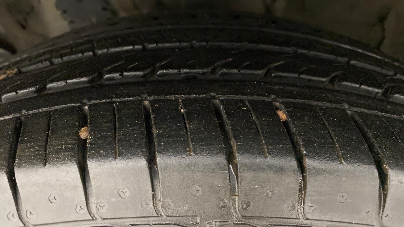 2019 KIA SELTOS GTX + AT PETROL, Petrol, Automatic, 19,538 km, Left Front Tyre Tread
