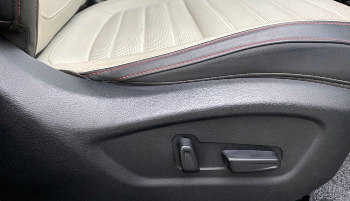 2019 KIA SELTOS GTX + AT PETROL, Petrol, Automatic, 19,538 km, Driver Side Adjustment Panel