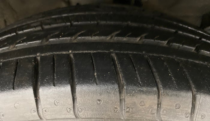 2019 KIA SELTOS GTX + AT PETROL, Petrol, Automatic, 19,538 km, Right Front Tyre Tread