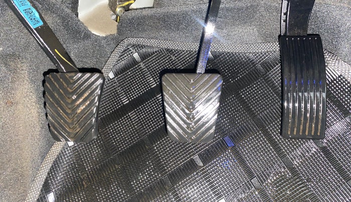 2021 Hyundai NEW I20 ASTA (O) 1.2 MT, Petrol, Manual, 19,506 km, Pedals