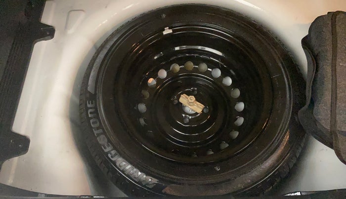 2021 Hyundai NEW I20 ASTA (O) 1.2 MT, Petrol, Manual, 19,506 km, Spare Tyre