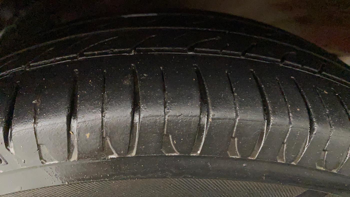 2013 Maruti Alto K10 VXI, CNG, Manual, 55,578 km, Left Rear Tyre Tread