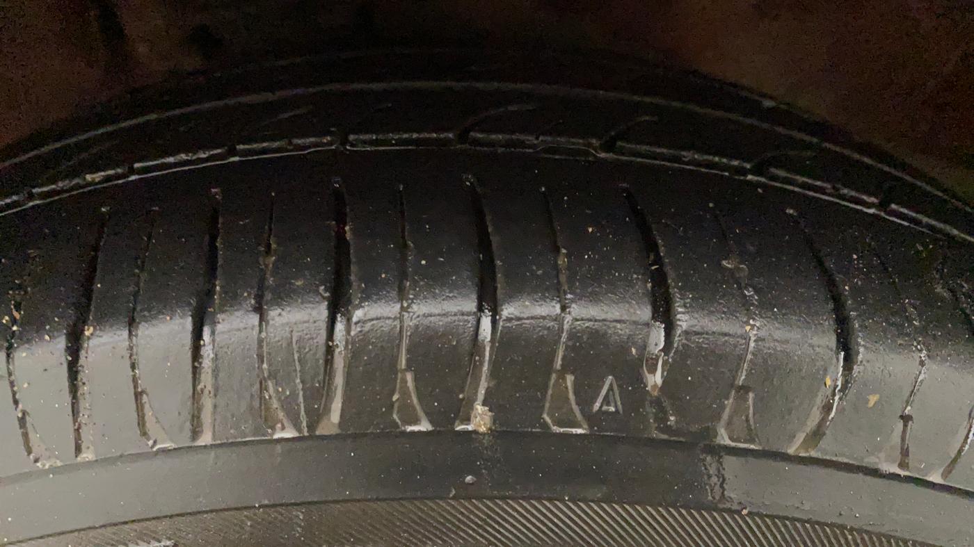 2013 Maruti Alto K10 VXI, CNG, Manual, 55,578 km, Right Front Tyre Tread