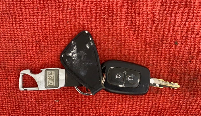 2018 Renault Kwid RXT 0.8 (O), Petrol, Manual, 12,648 km, Key Close Up
