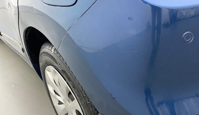 2016 Maruti Baleno DELTA PETROL 1.2, Petrol, Manual, 1,00,505 km, Rear bumper - Minor scratches