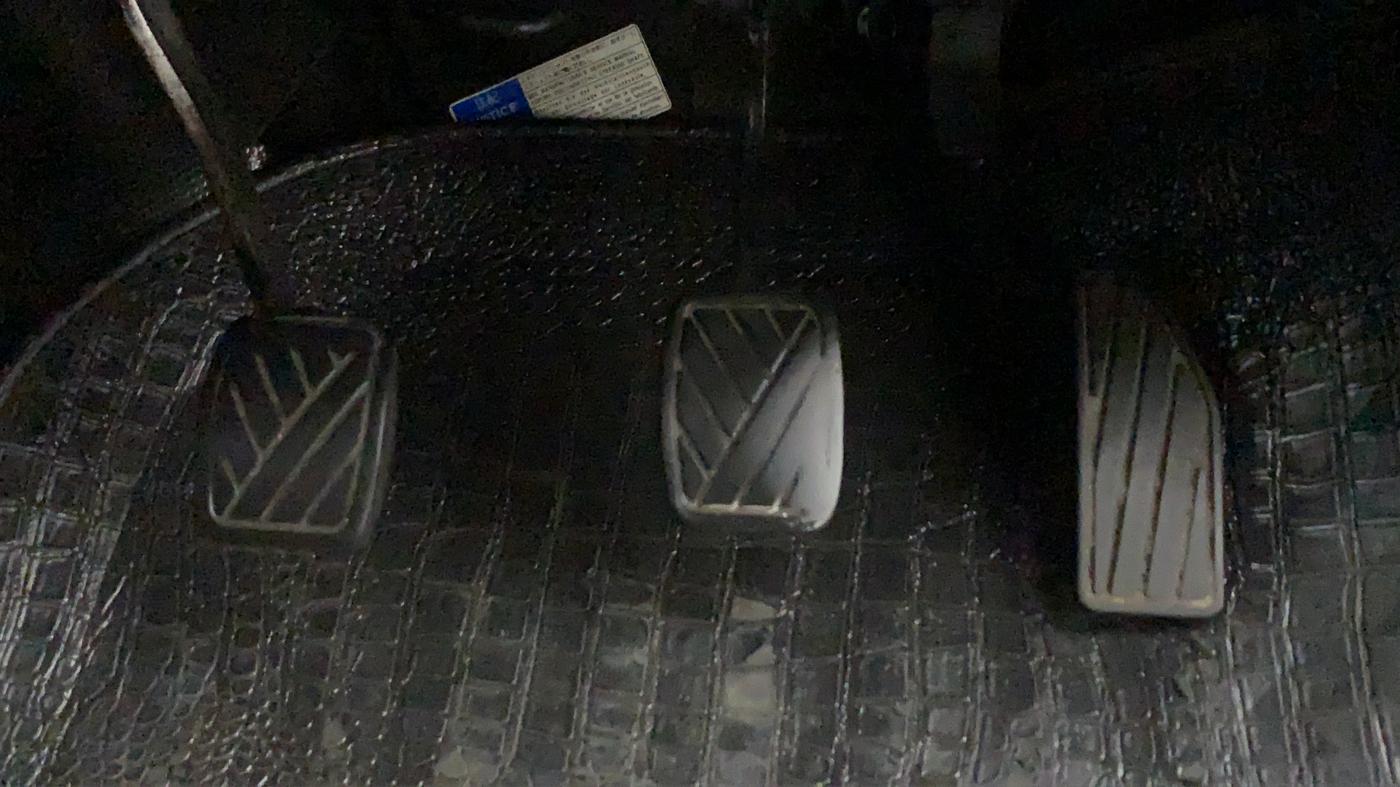2016 Maruti Baleno DELTA PETROL 1.2, Petrol, Manual, 1,00,505 km, Pedals