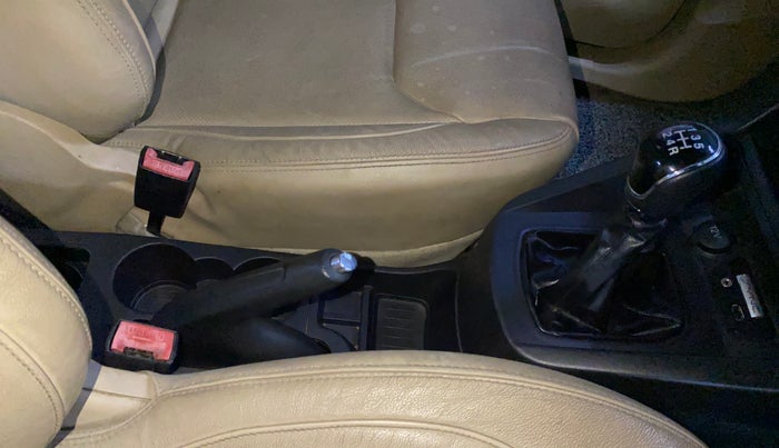 2016 Ford Figo Aspire TITANIUM1.5 DIESEL, Diesel, Manual, 48,080 km, Gear Lever