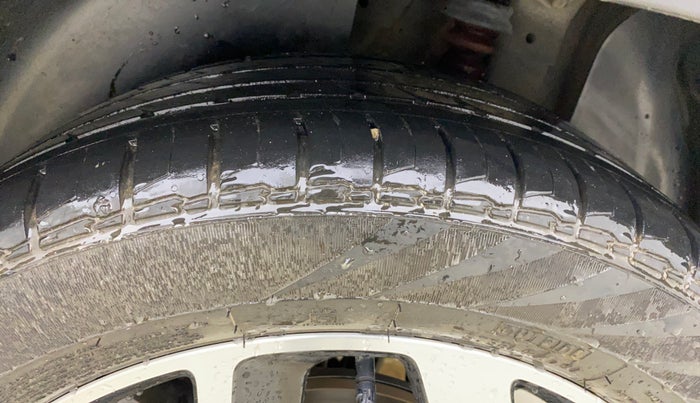 2024 KIA SELTOS  GTX PLUS 1.5 DIESEL AT, Diesel, Automatic, 44,058 km, Left Rear Tyre Tread