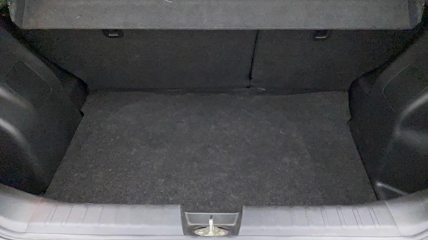 2018 Maruti Baleno ZETA 1.2 K12, Petrol, Manual, 42,273 km, Boot Inside
