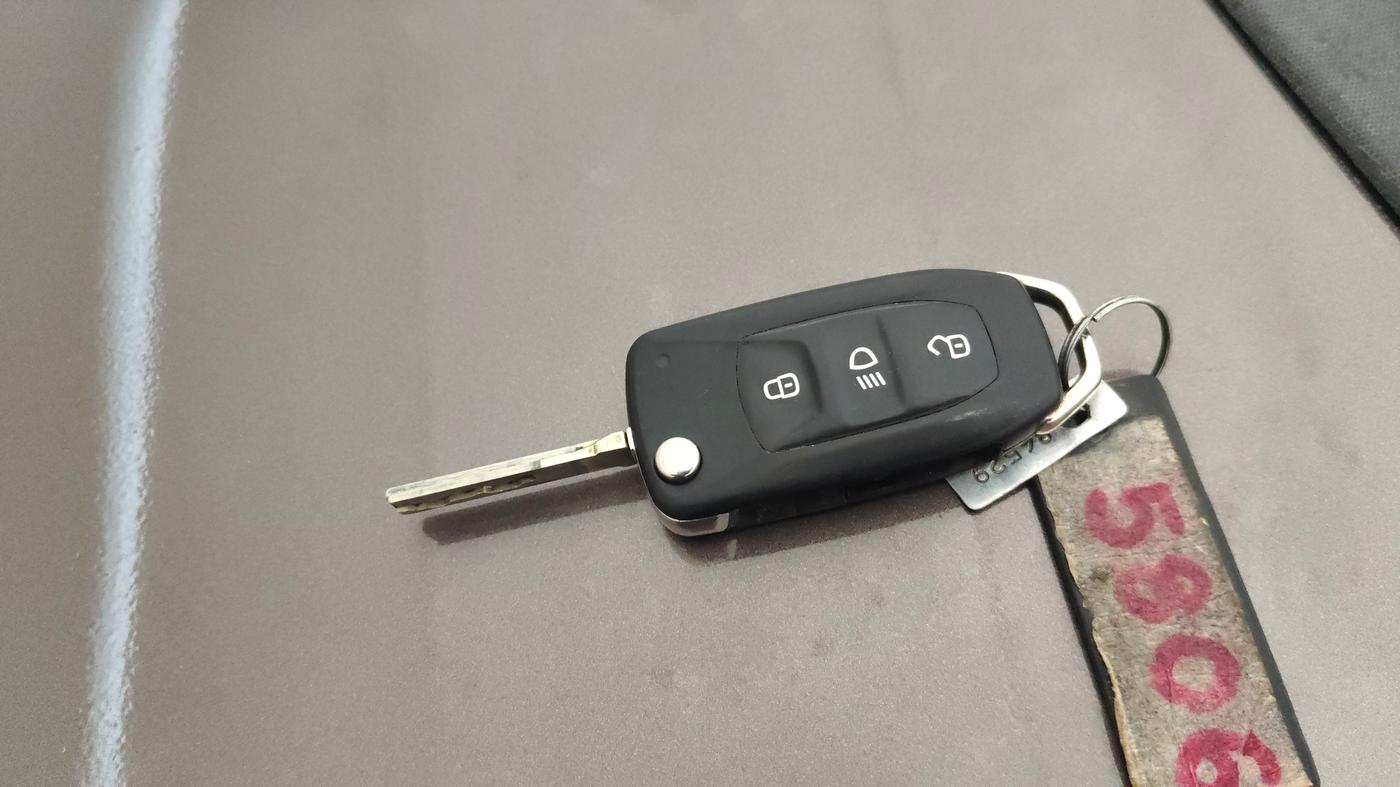 2019 Tata Tiago XZ PETROL, Petrol, Manual, 26,370 km, Key Close Up