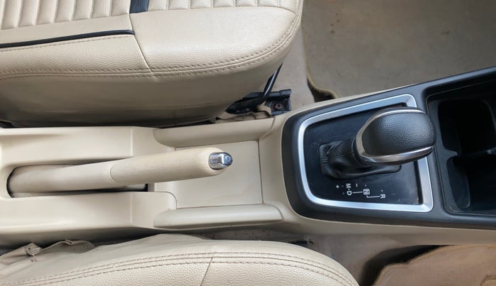 2018 Maruti Dzire ZXI PLUS AMT, Petrol, Automatic, 1,04,916 km, Gear Lever