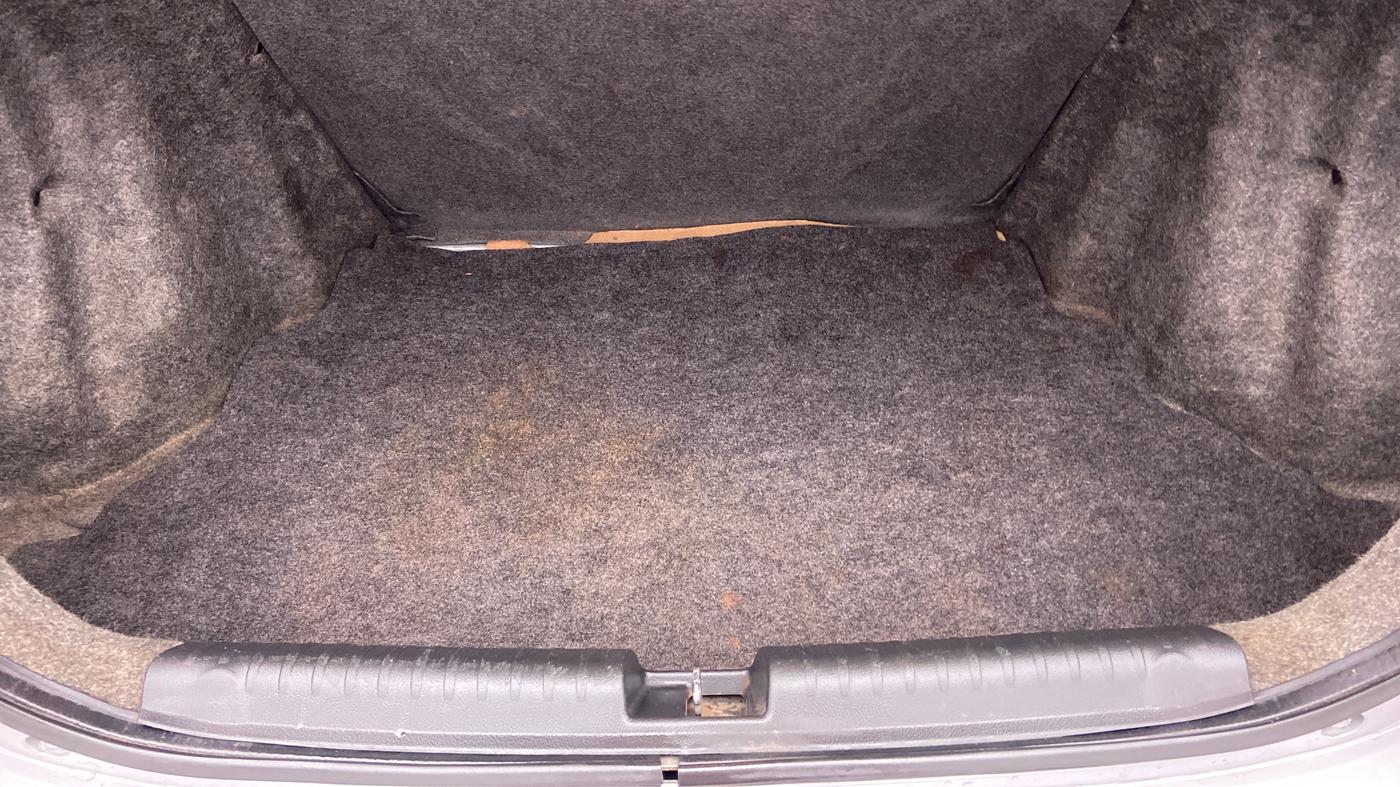 2015 Honda Amaze 1.2 SX MT I VTEC, Petrol, Manual, 63,003 km, Boot Inside