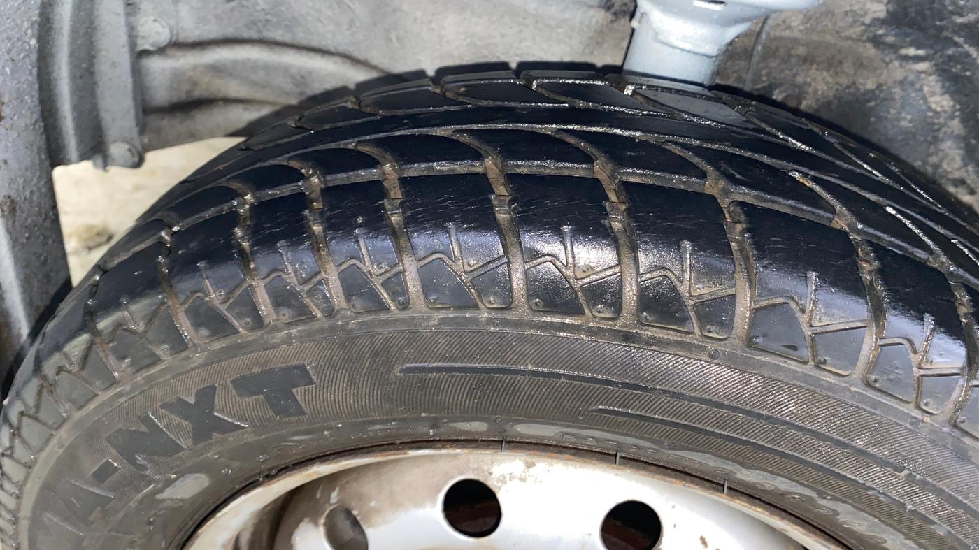 2014 Maruti Wagon R 1.0 LXI CNG, CNG, Manual, 34,754 km, Left Front Tyre Tread