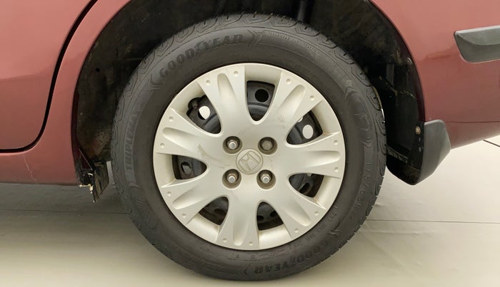 2015 Honda Amaze 1.2L I-VTEC S, Petrol, Manual, 81,212 km, Left Rear Wheel