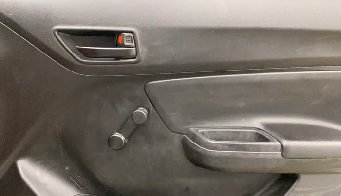 2023 Maruti Swift LXI, Petrol, Manual, 36,937 km, Driver Side Door Panels Control
