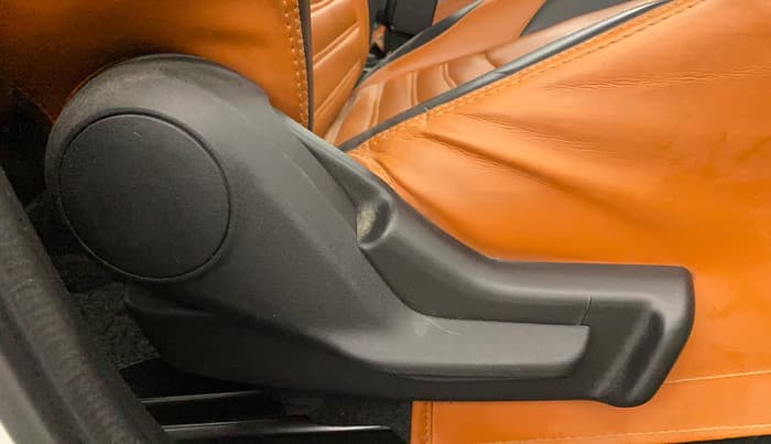 2023 Maruti Swift LXI, Petrol, Manual, 36,937 km, Driver Side Adjustment Panel