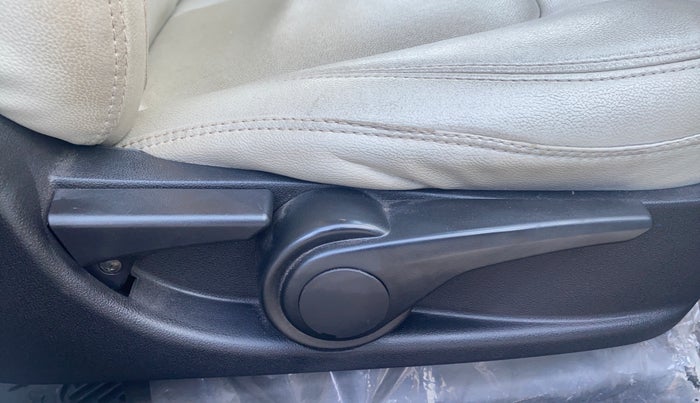 2021 Tata NEXON XZA PLUS PETROL, Petrol, Automatic, 66,326 km, Driver Side Adjustment Panel