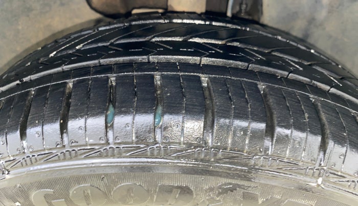 2016 Tata Tiago XZ PETROL, Petrol, Manual, 37,280 km, Right Front Tyre Tread