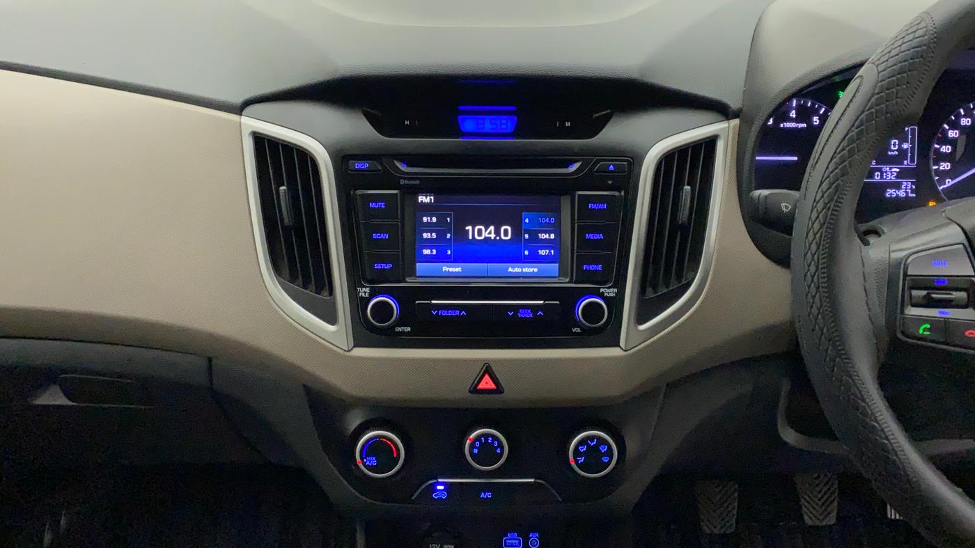 2017 Hyundai Creta E PLUS 1.6 PETROL, Petrol, Manual, 25,467 km, Air Conditioner
