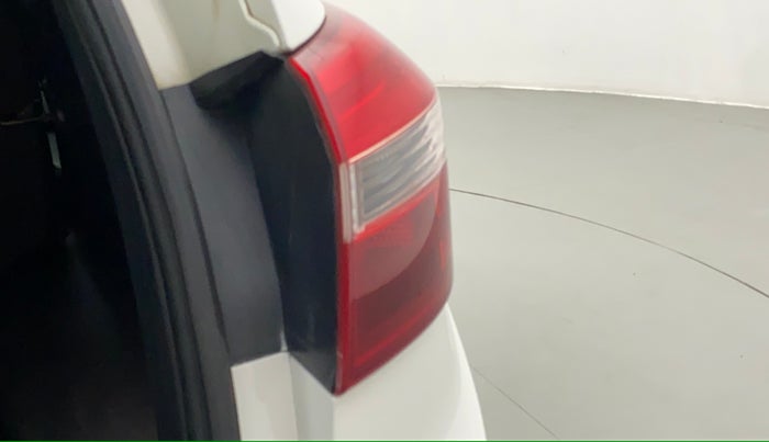 2017 Hyundai Creta E PLUS 1.6 PETROL, Petrol, Manual, 25,467 km, Right tail light - Reverse gear light not functional