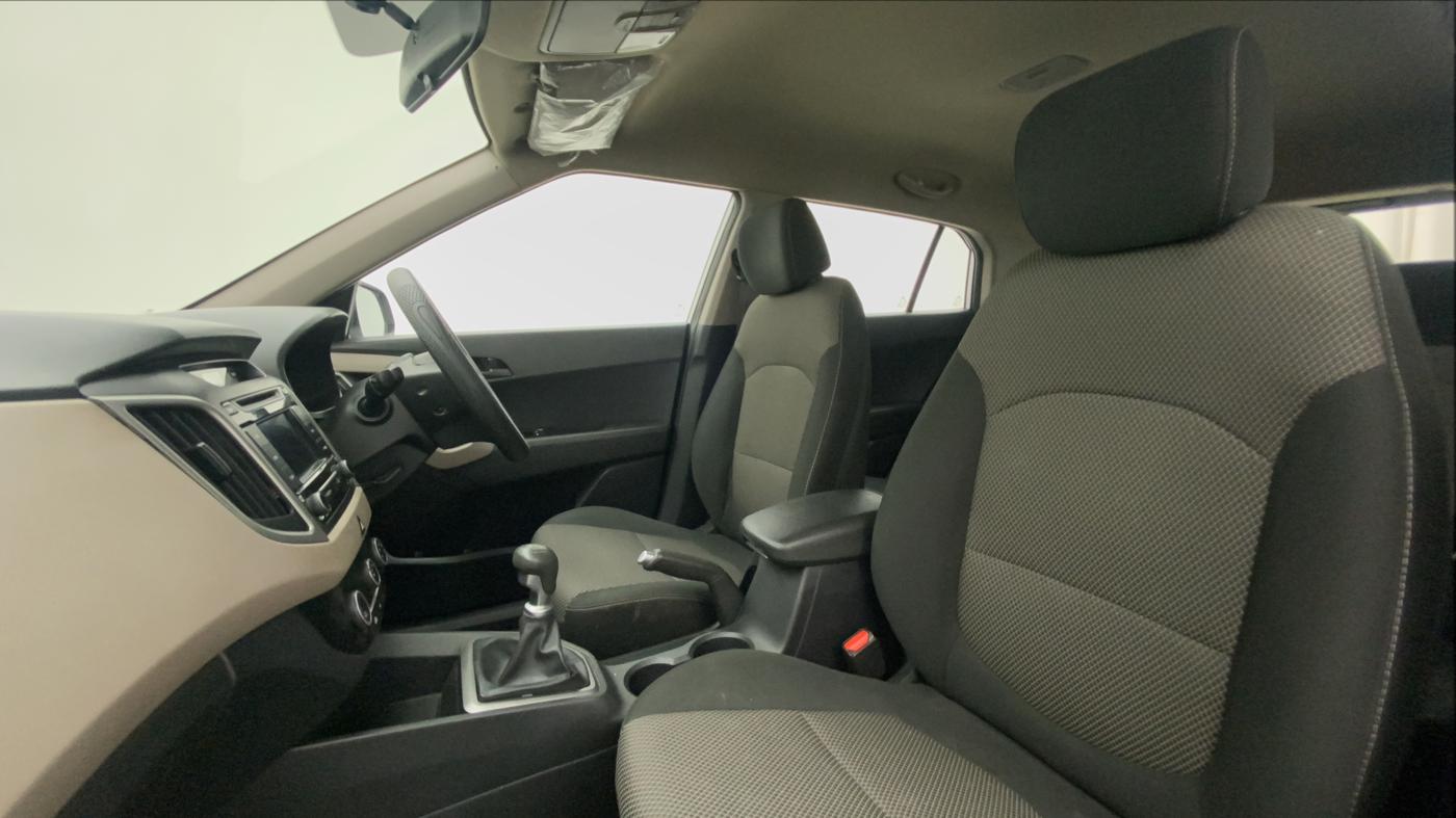 2017 Hyundai Creta E PLUS 1.6 PETROL, Petrol, Manual, 25,467 km, Right Side Front Door Cabin