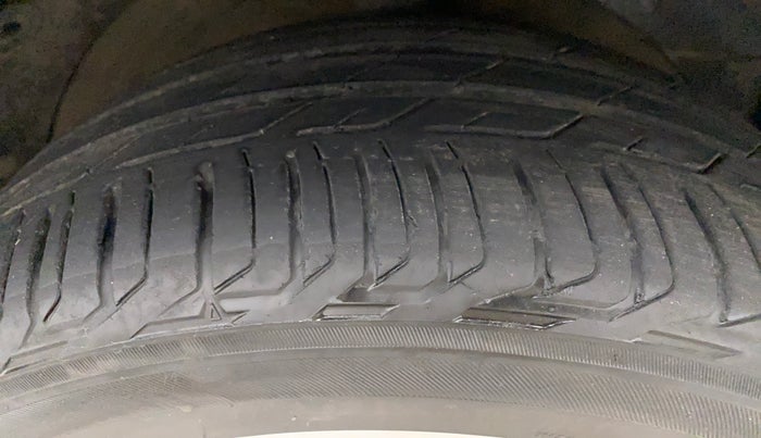 2021 MG HECTOR SHARP 1.5 PETROL CVT, Petrol, Automatic, 42,910 km, Right Rear Tyre Tread