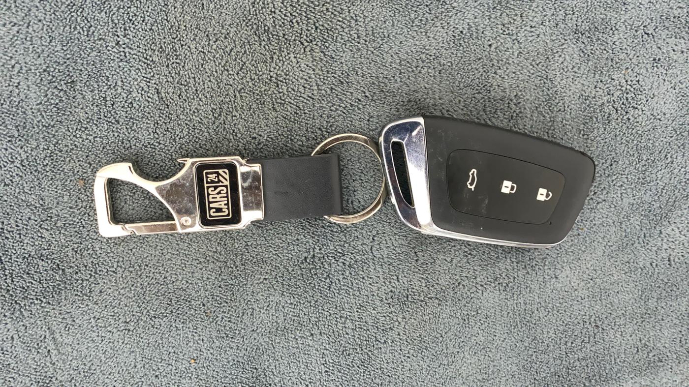 2021 MG HECTOR SHARP 1.5 PETROL CVT, Petrol, Automatic, 42,910 km, Key Close Up