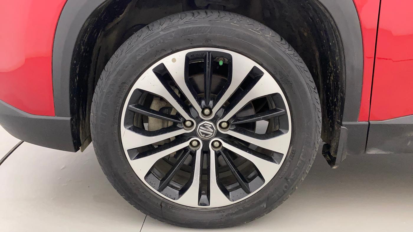 2021 MG HECTOR SHARP 1.5 PETROL CVT, Petrol, Automatic, 42,910 km, Left Front Wheel